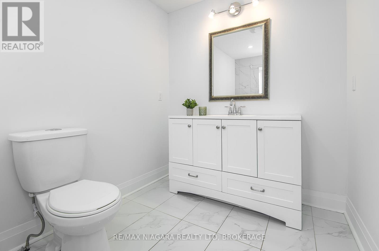 120 Main Street W, Port Colborne, Ontario  L3K 3V2 - Photo 12 - X12897160