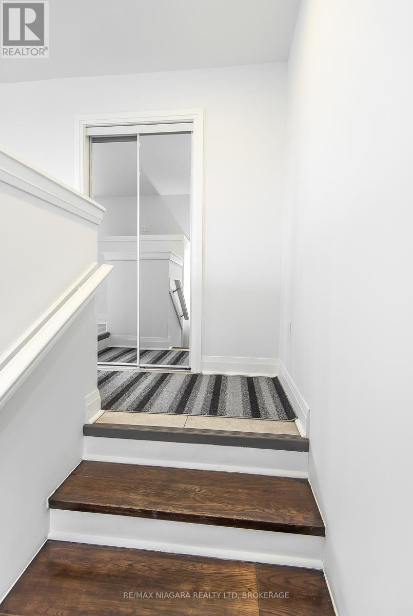 120 Main Street W, Port Colborne, Ontario  L3K 3V2 - Photo 21 - X12897160