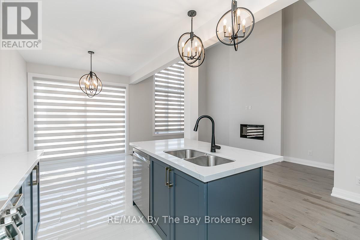 5 Rosanne Circle, Wasaga Beach, Ontario  L9Z 0N4 - Photo 15 - S12897020