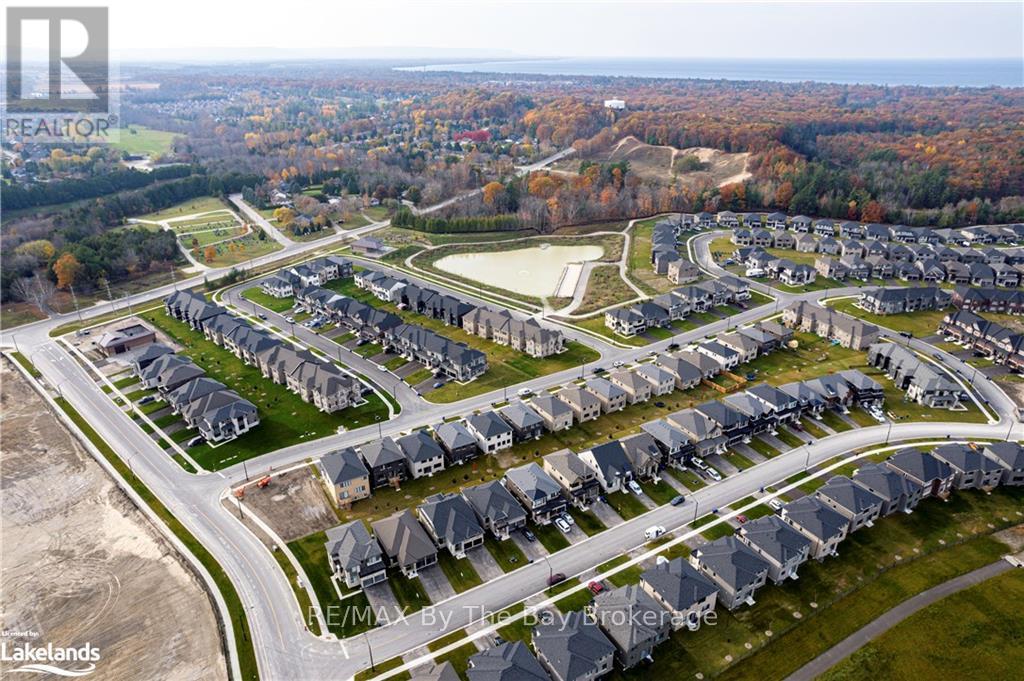 5 Rosanne Circle, Wasaga Beach, Ontario  L9Z 0N4 - Photo 2 - S12897020