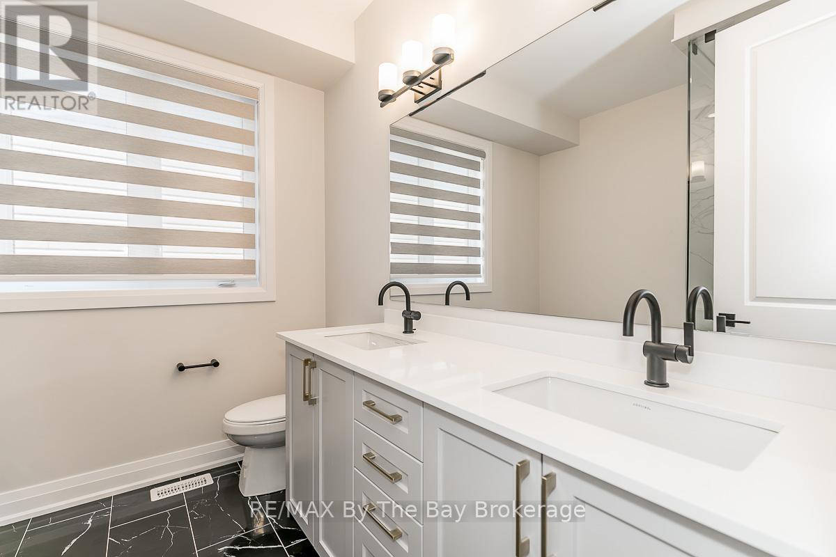 5 Rosanne Circle, Wasaga Beach, Ontario  L9Z 0N4 - Photo 21 - S12897020