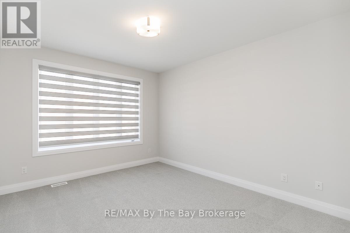 5 Rosanne Circle, Wasaga Beach, Ontario  L9Z 0N4 - Photo 24 - S12897020