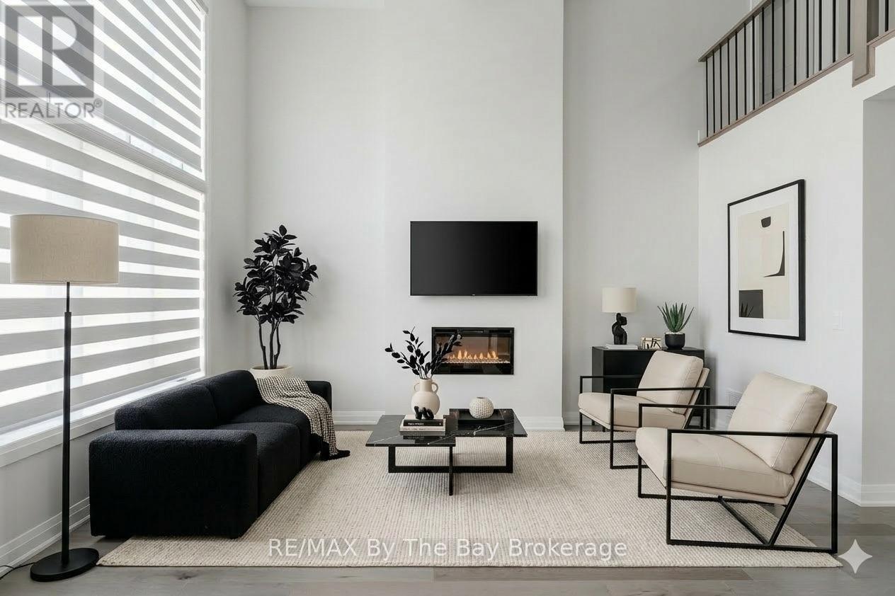 5 Rosanne Circle, Wasaga Beach, Ontario  L9Z 0N4 - Photo 8 - S12897020