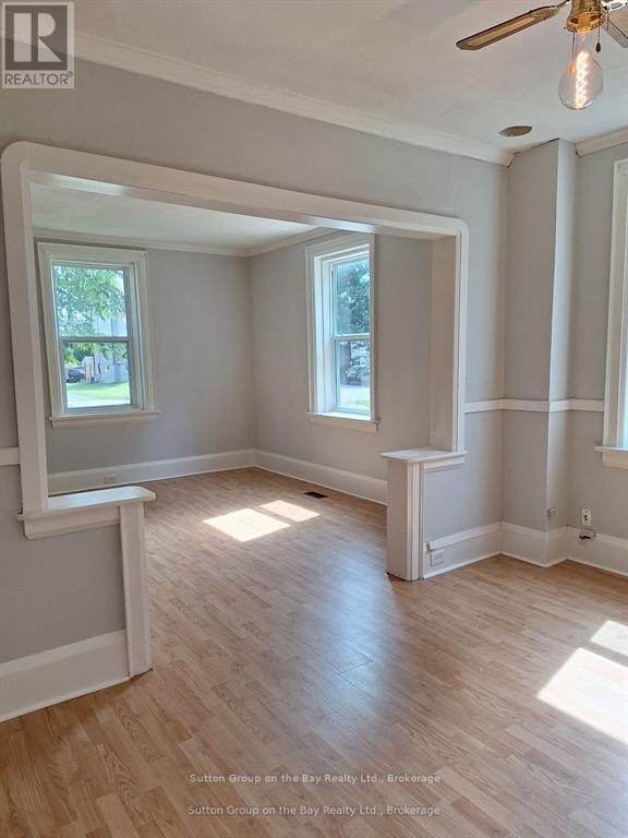 215 Cedar St. Street, Clearview, Ontario  L0M 1S0 - Photo 15 - S12897120