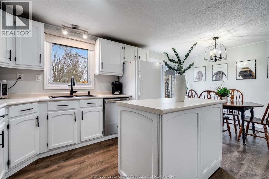 659 Henry, Belle River, Ontario  N0R 1A0 - Photo 6 - 26005552