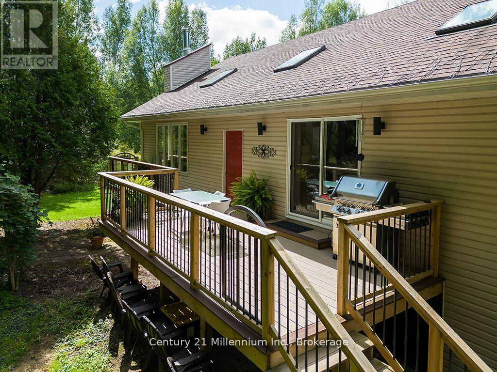 727302 22 C Side Road, Blue Mountains, Ontario  N0H 1N0 - Photo 4 - X12897098