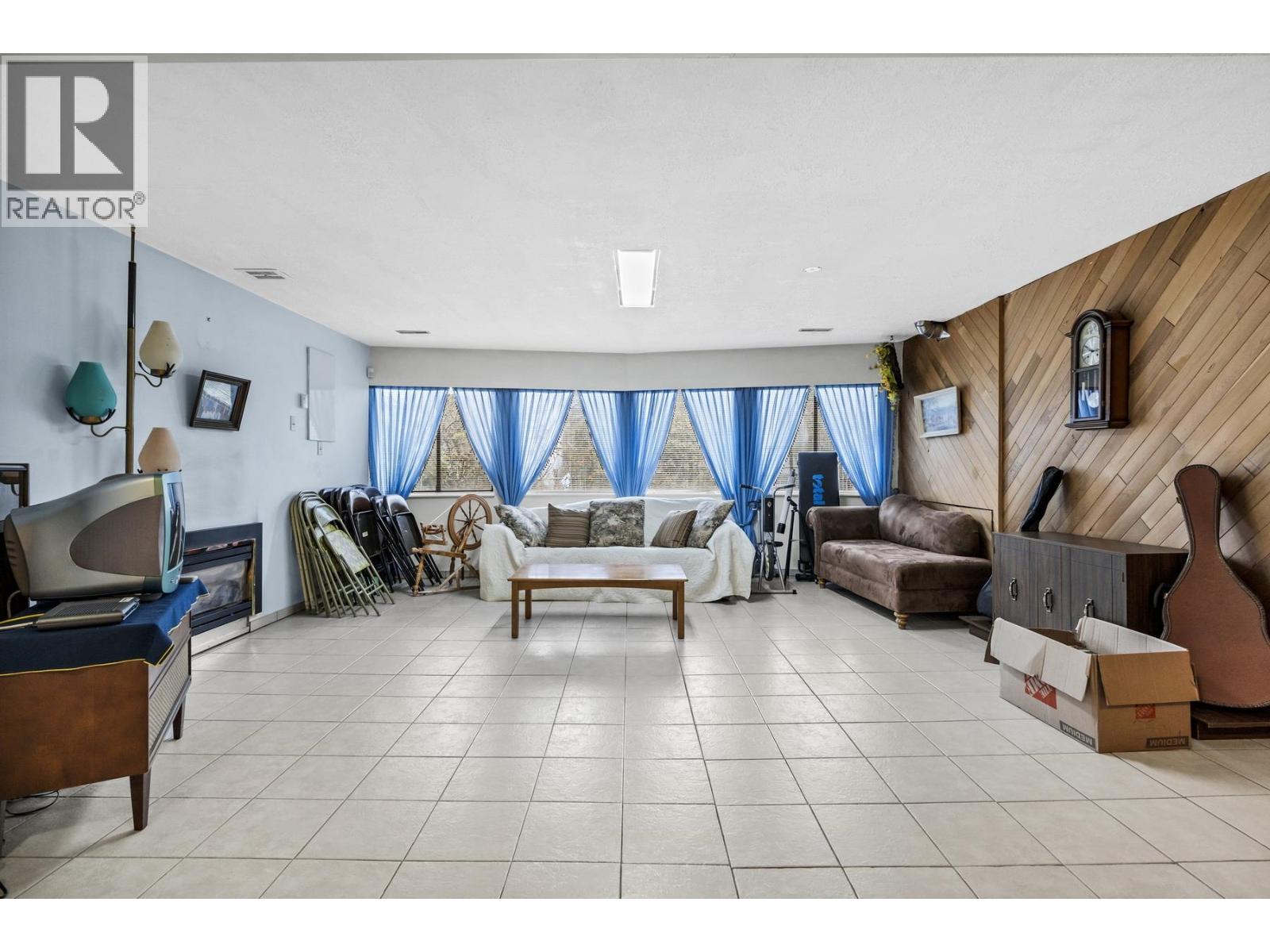 7615 Lawrence Drive, Burnaby, British Columbia  V5A 3M6 - Photo 30 - R3100725