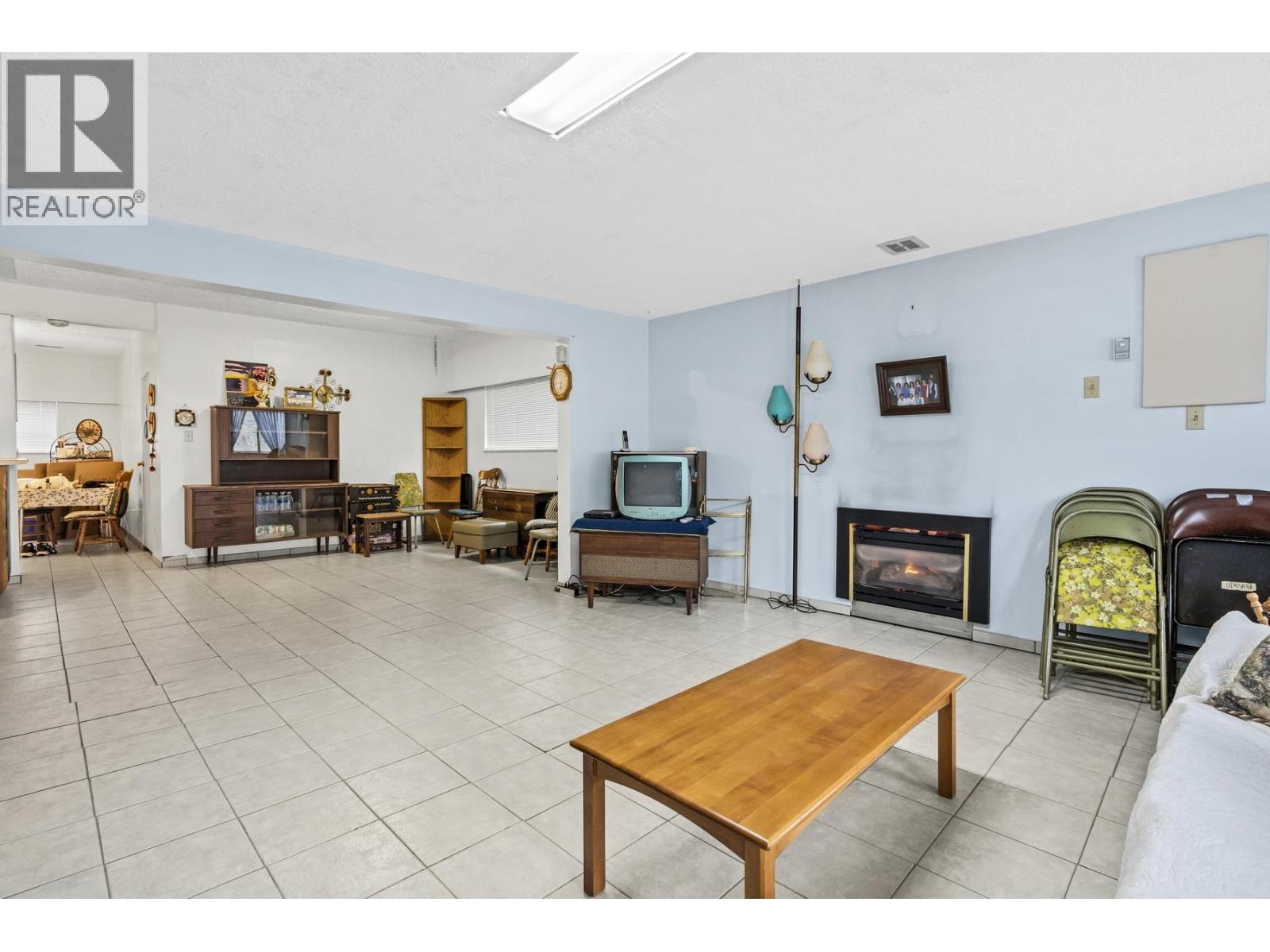 7615 Lawrence Drive, Burnaby, British Columbia  V5A 3M6 - Photo 32 - R3100725