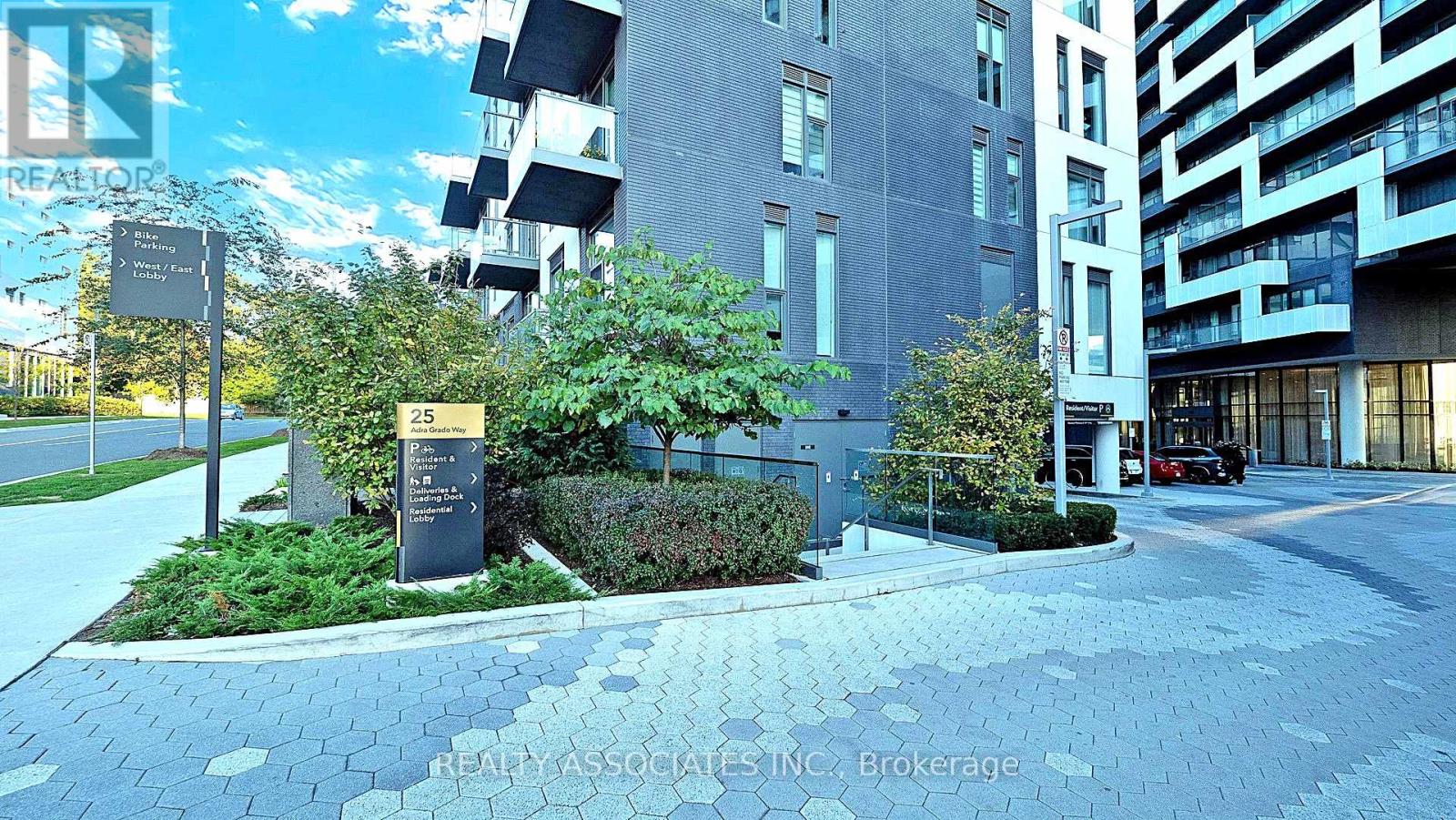 545 - 25 Adra Grado Way, Toronto, Ontario  M2J 0H6 - Photo 4 - C12897080