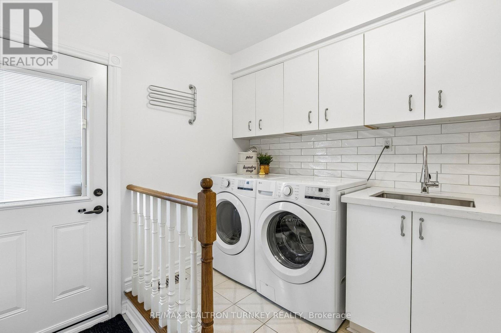 70 Keffer Circle, Newmarket, Ontario  L3X 1R8 - Photo 24 - N12896312