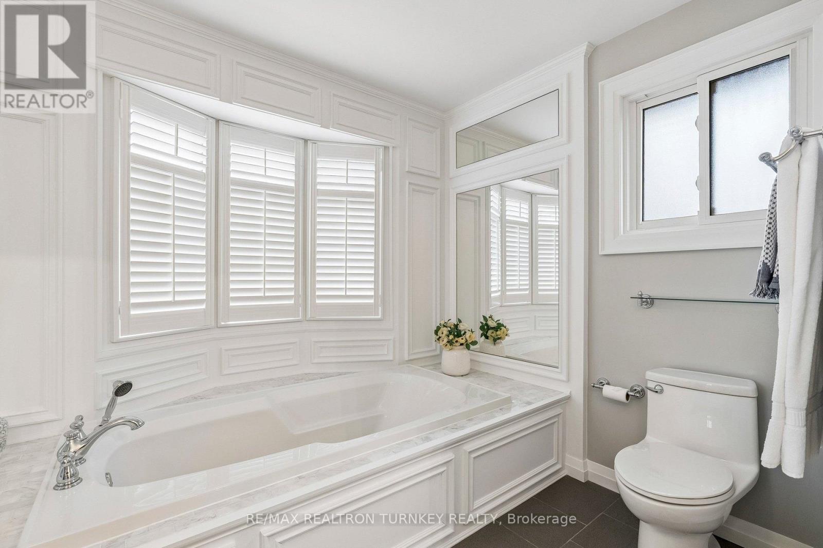 70 Keffer Circle, Newmarket, Ontario  L3X 1R8 - Photo 28 - N12896312