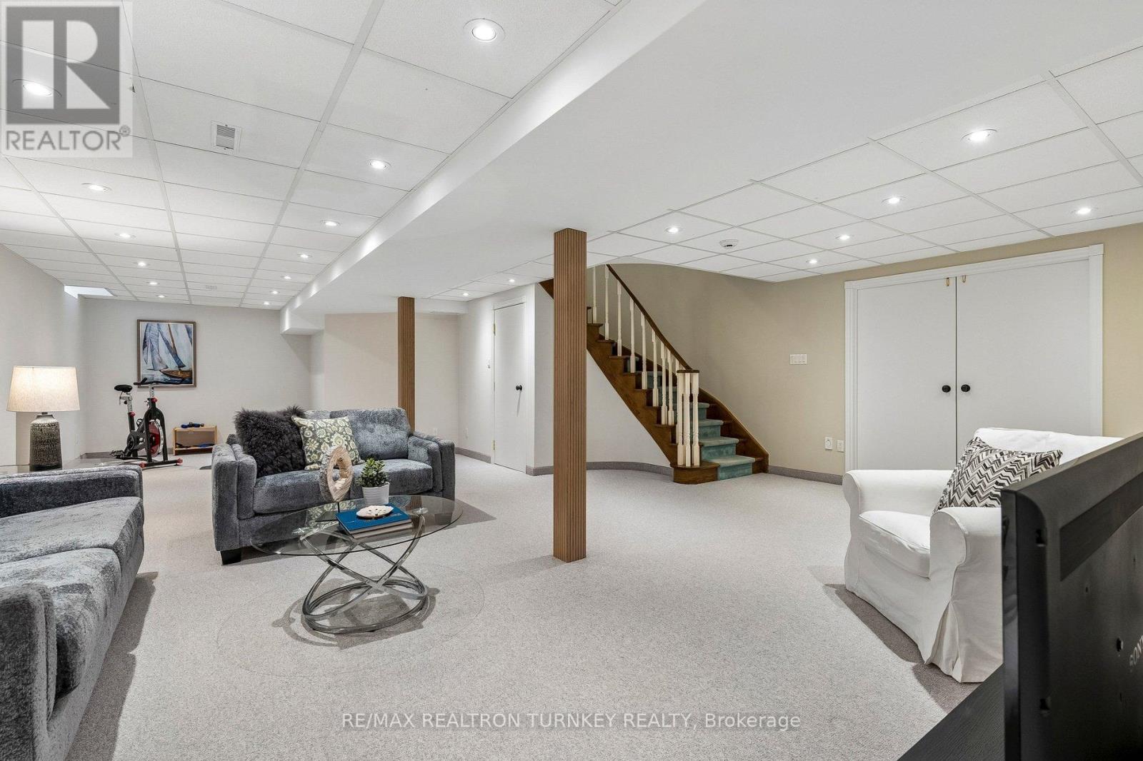 70 Keffer Circle, Newmarket, Ontario  L3X 1R8 - Photo 38 - N12896312