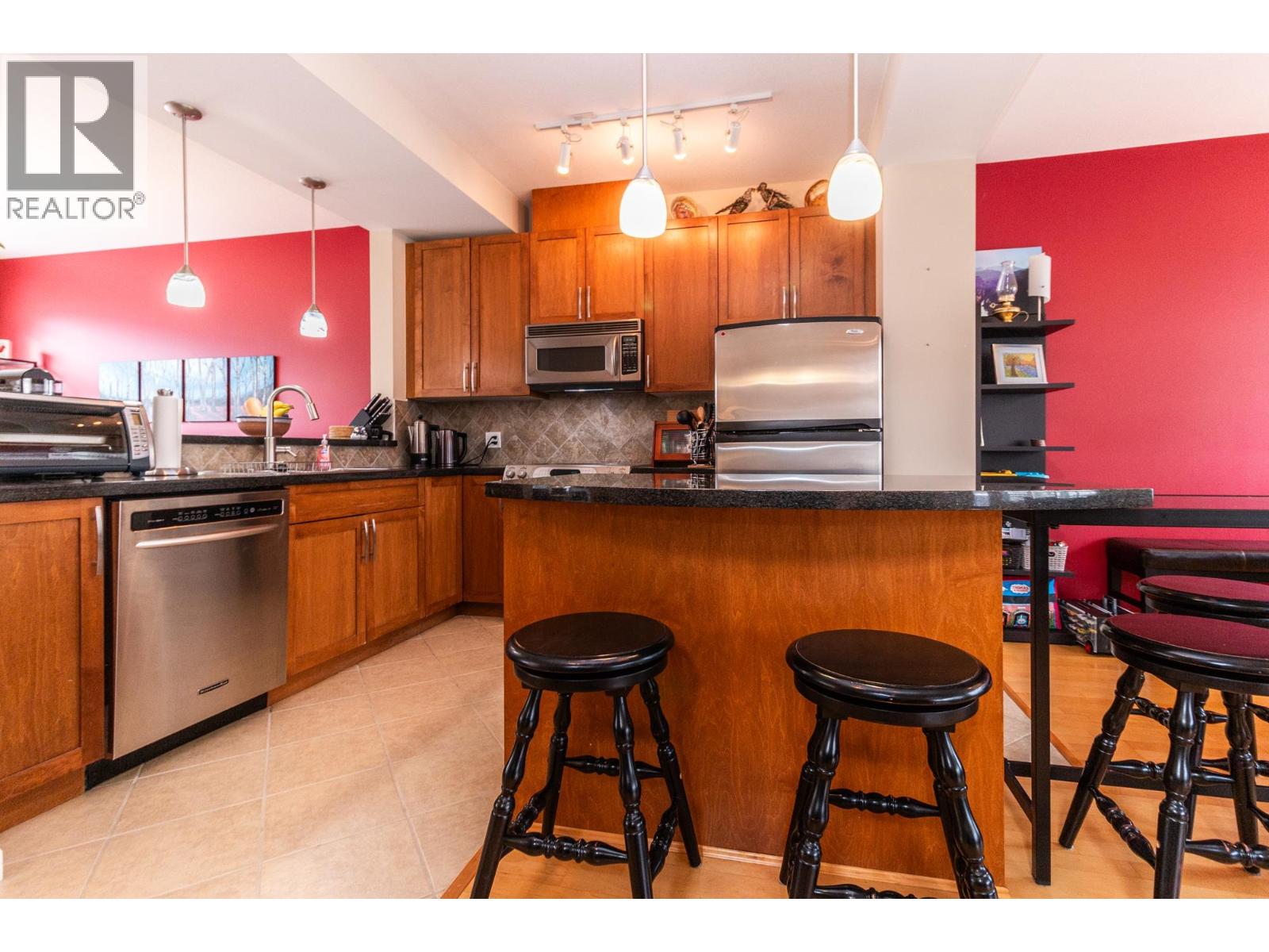 36 40632 Government Road, Squamish, British Columbia V8B 0M7 - Photo 3 - R3097237