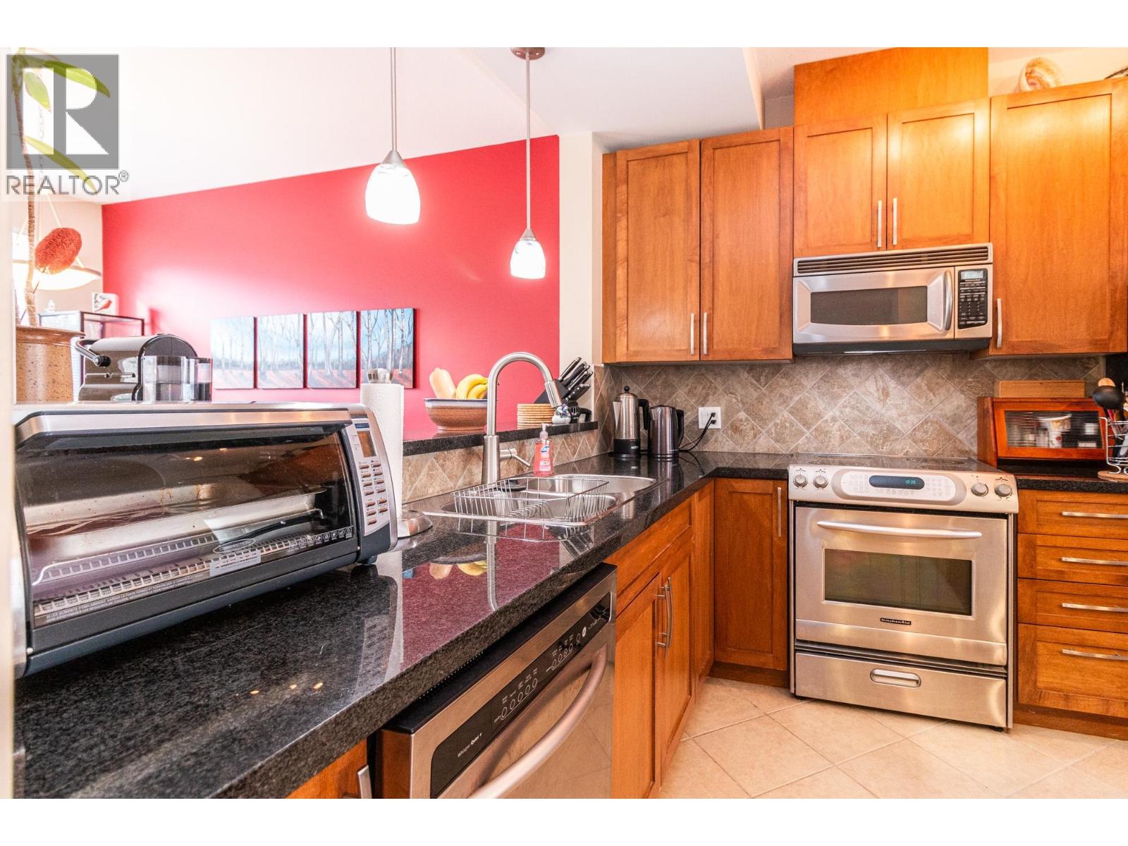 36 40632 Government Road, Squamish, British Columbia V8B 0M7 - Photo 2 - R3097237