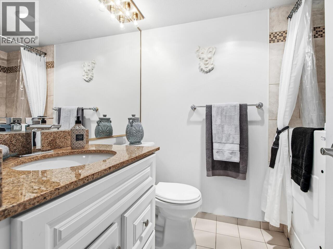 1602 1135 Quayside Drive, New Westminster, British Columbia  V3M 6J4 - Photo 17 - R3086134