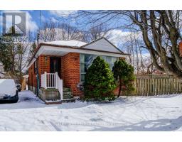25 STRODE DRIVE, Toronto, Ontario
