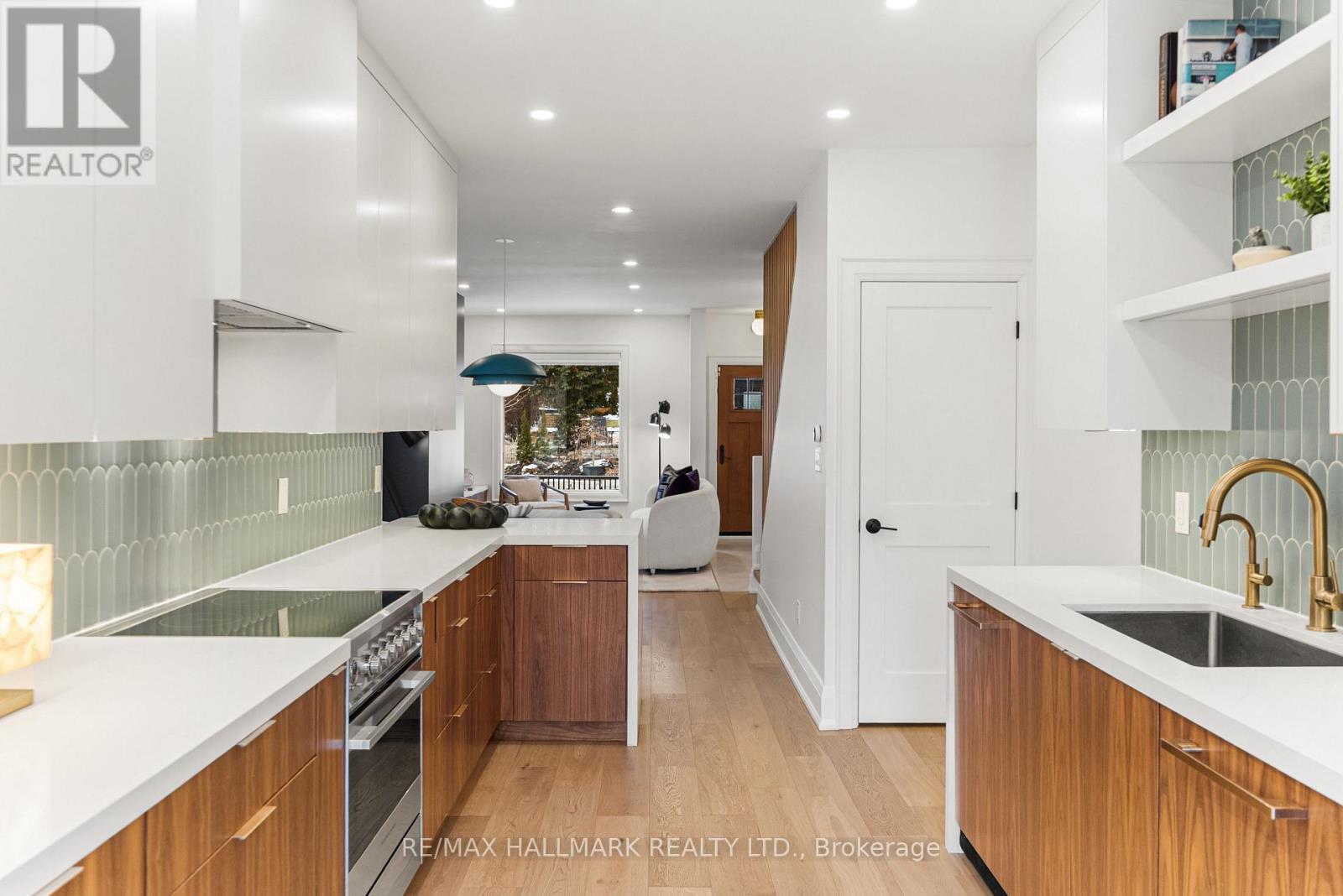 181 Withrow Avenue, Toronto (North Riverdale), Ontario  M4K 1E2 - Photo 17 - E12897146