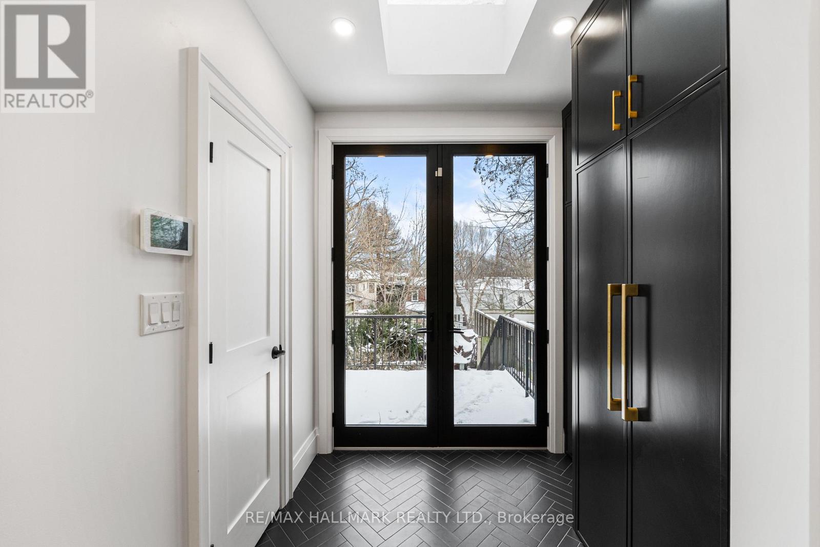 181 Withrow Avenue, Toronto (North Riverdale), Ontario  M4K 1E2 - Photo 19 - E12897146