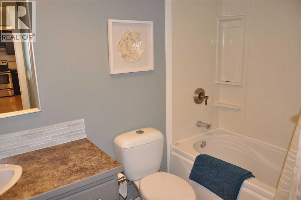 405, 3737 42 Street Nw, Calgary, Alberta  T3A 2M8 - Photo 15 - A2289610