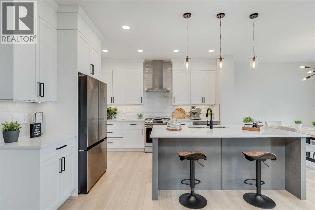 467 Kinniburgh Loop, Chestermere, Alberta  T1X 3C2 - Photo 9 - A2292043