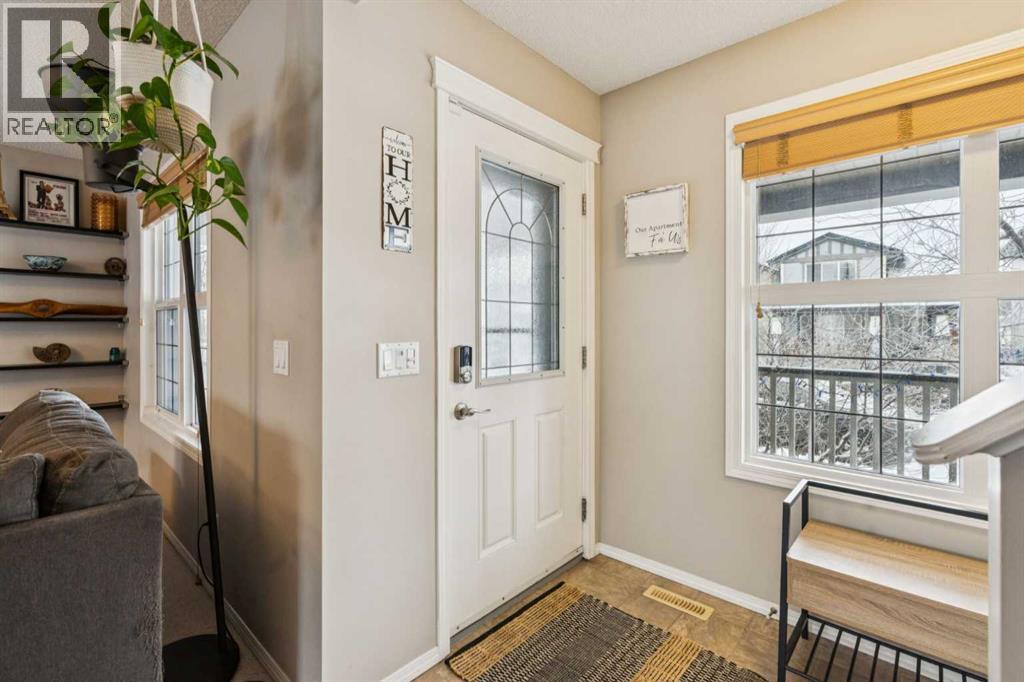 117 Reunion Court Nw, Airdrie, Alberta  T4B 0G9 - Photo 4 - A2292703