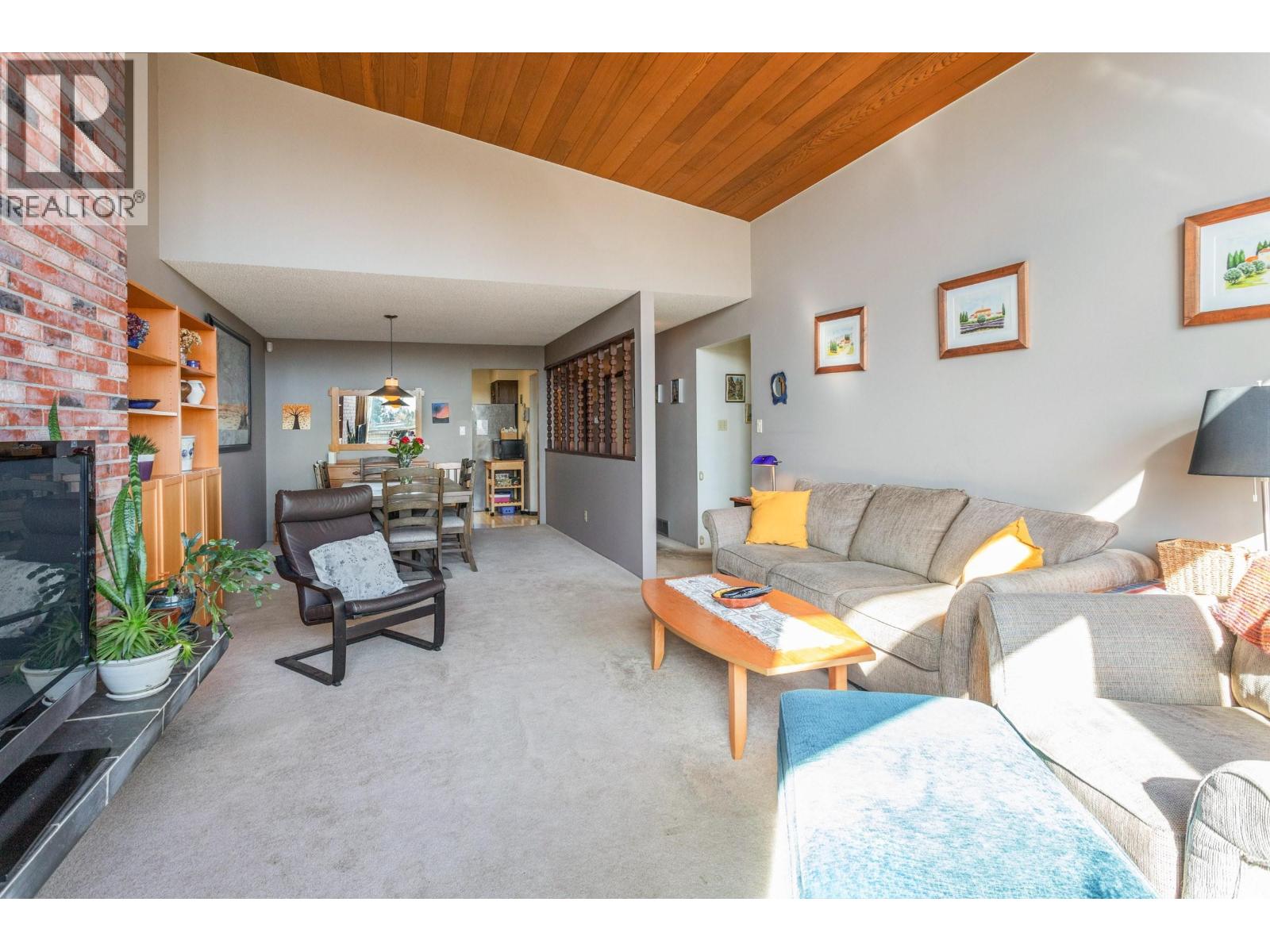 5827 Clinton Street, Burnaby, British Columbia  V5J 2M4 - Photo 6 - R3100912