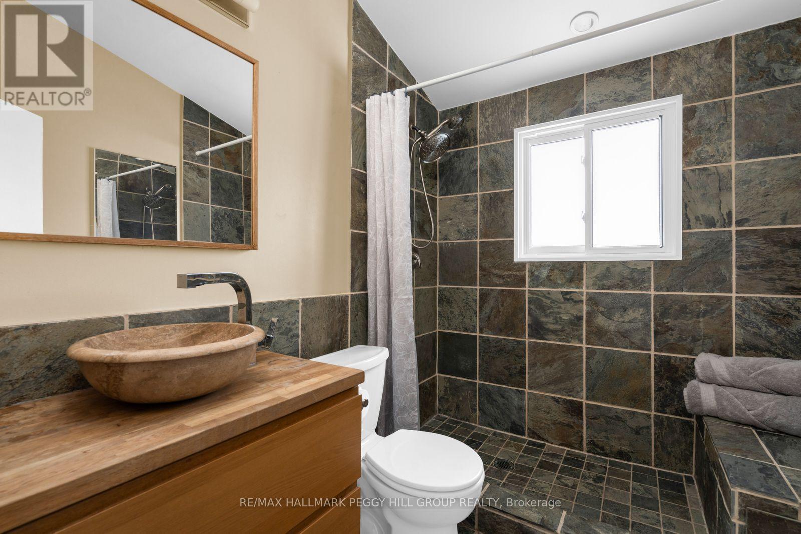 3595 Glenhaven Beach Road, Innisfil, Ontario  L9S 2Z2 - Photo 14 - N12897008