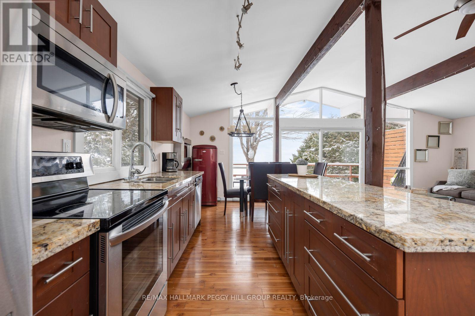 3595 Glenhaven Beach Road, Innisfil, Ontario  L9S 2Z2 - Photo 6 - N12897008