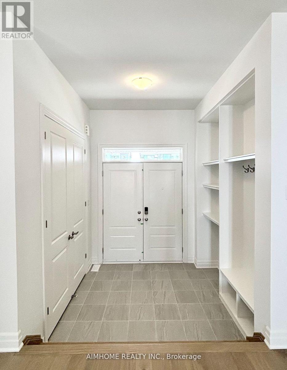 712 Newlove Street, Innisfil, Ontario  L9S 0R8 - Photo 3 - N12897032