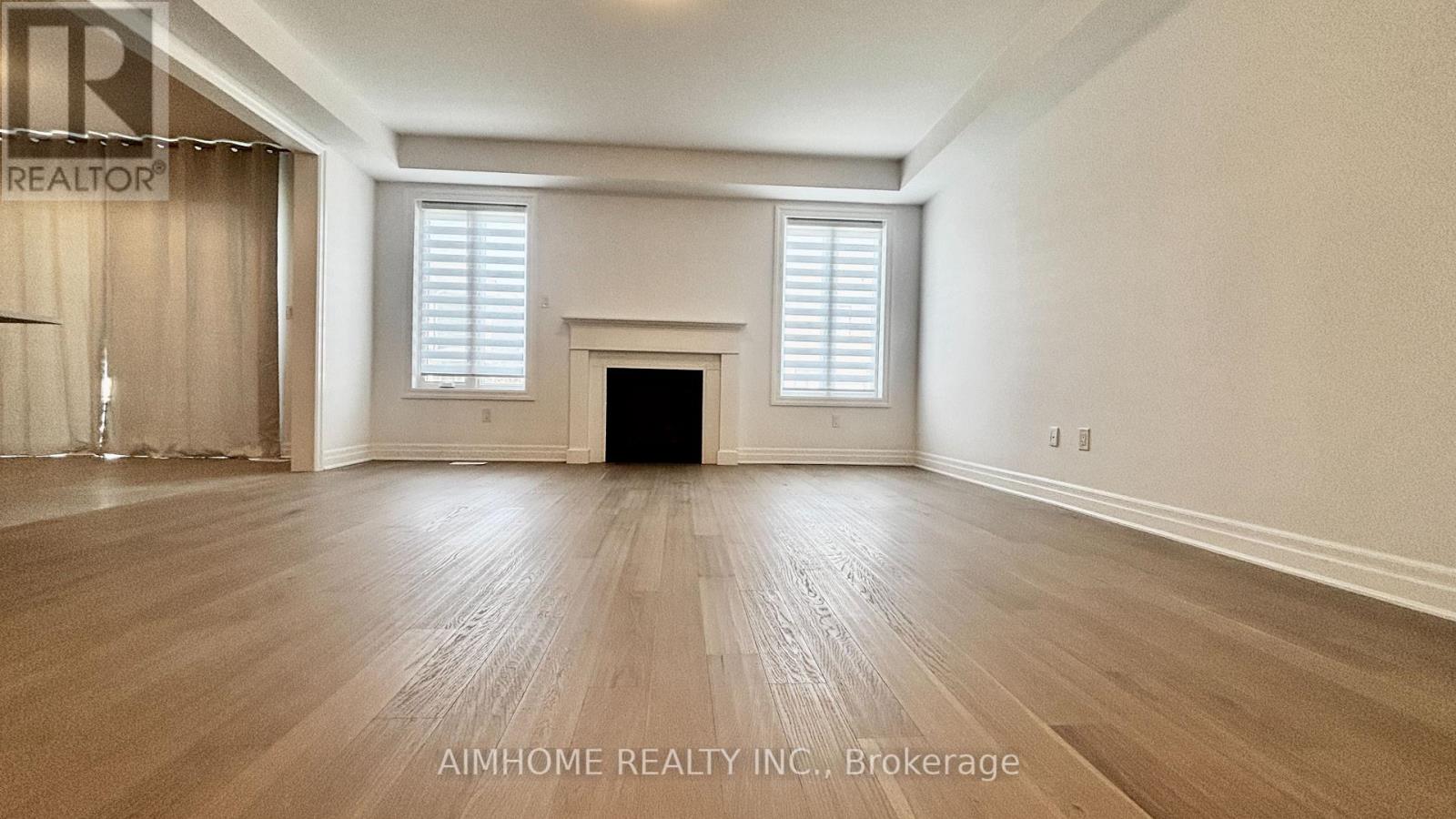 712 Newlove Street, Innisfil, Ontario  L9S 0R8 - Photo 6 - N12897032