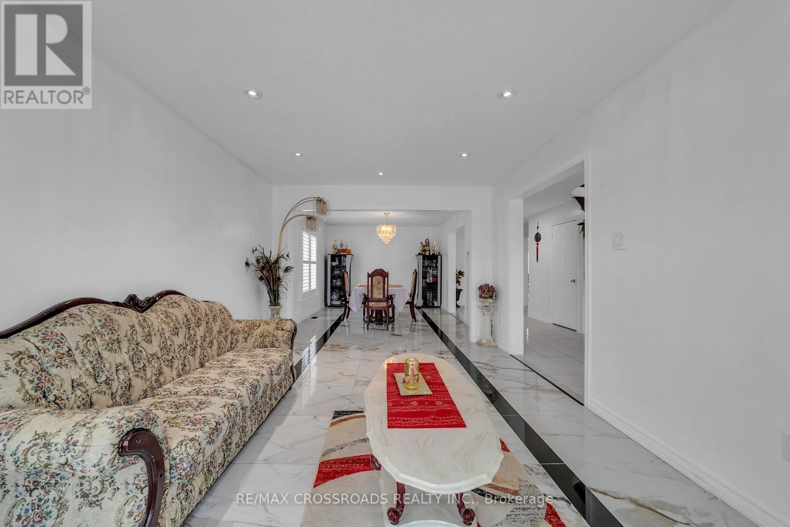 39 Jordana Drive, Markham, Ontario  L3S 3N8 - Photo 12 - N12897068