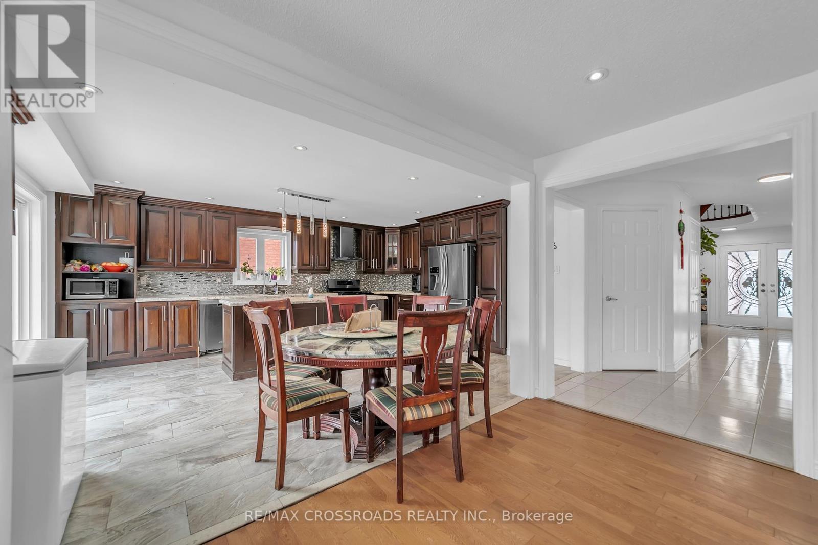 39 Jordana Drive, Markham, Ontario  L3S 3N8 - Photo 15 - N12897068