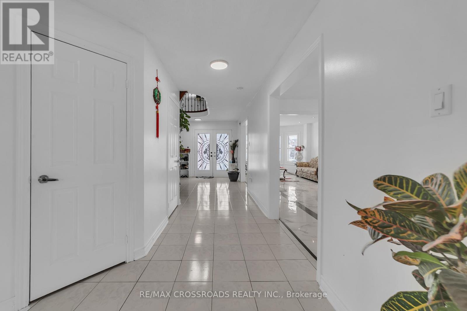 39 Jordana Drive, Markham, Ontario  L3S 3N8 - Photo 9 - N12897068