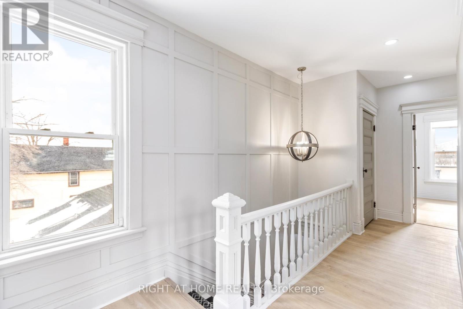 Second Floor - 443 Ontario Street, Newmarket, Ontario  L3Y 2K6 - Photo 9 - N12897094