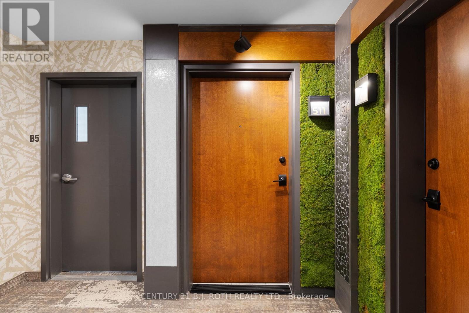 511 - 15 Kneeshaw Drive, Barrie, Ontario  L9J 0J8 - Photo 5 - S12897150