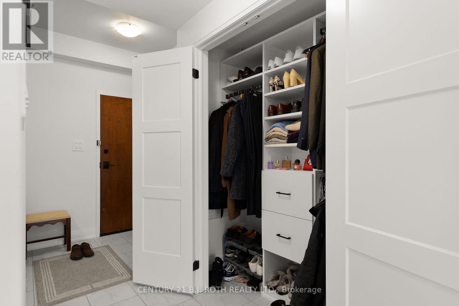 511 - 15 Kneeshaw Drive, Barrie, Ontario  L9J 0J8 - Photo 7 - S12897150