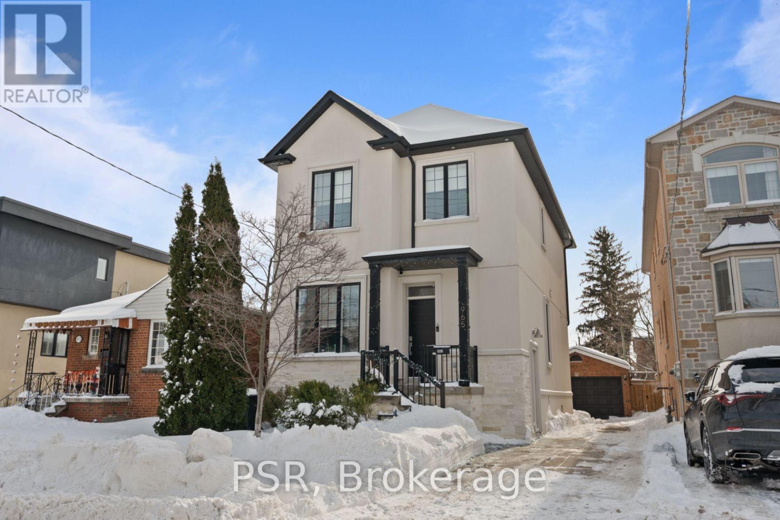 LOWER - 965 BRIAR HILL, Toronto, Ontario