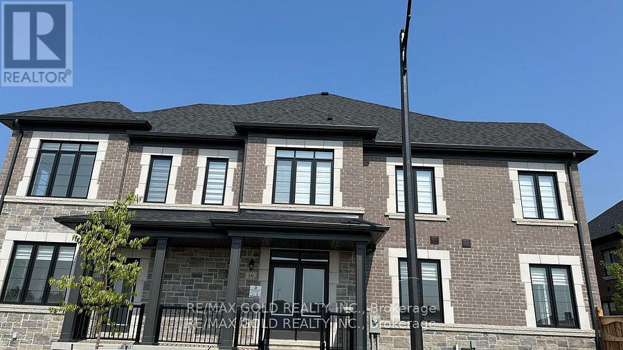 16 HAYRAKE STREET, Brampton, Ontario