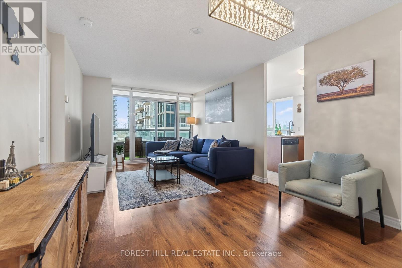 505 - 335 Rathburn Road W, Mississauga, Ontario  L5B 0C8 - Photo 6 - W12897074