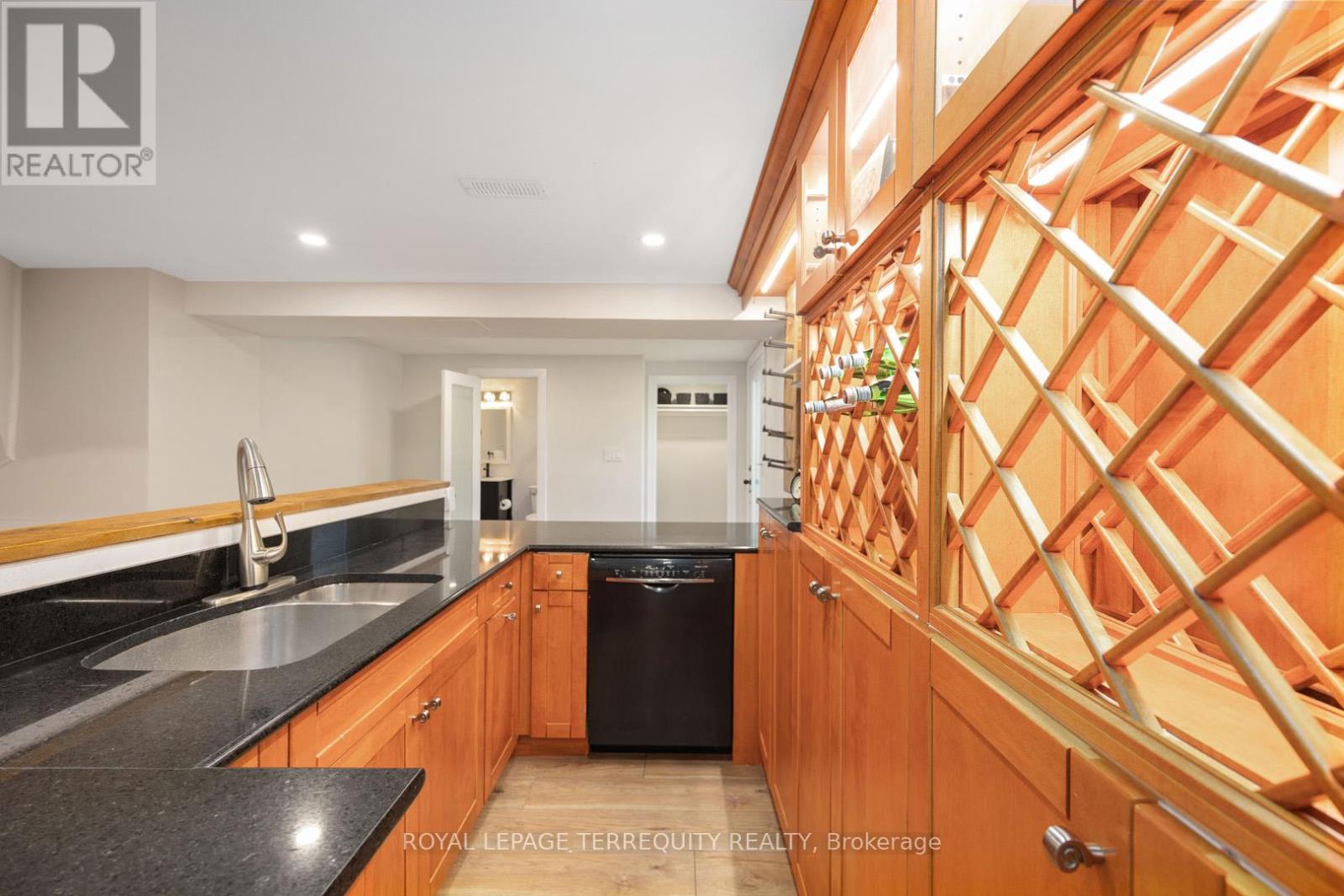 2059 Shawanaga Trail, Mississauga, Ontario  L5H 3Z3 - Photo 30 - W12897078