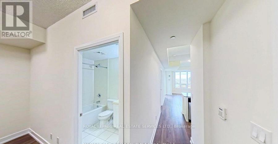 1601 - 6 Eva Road, Toronto, Ontario  M9C 0B1 - Photo 8 - W12897096