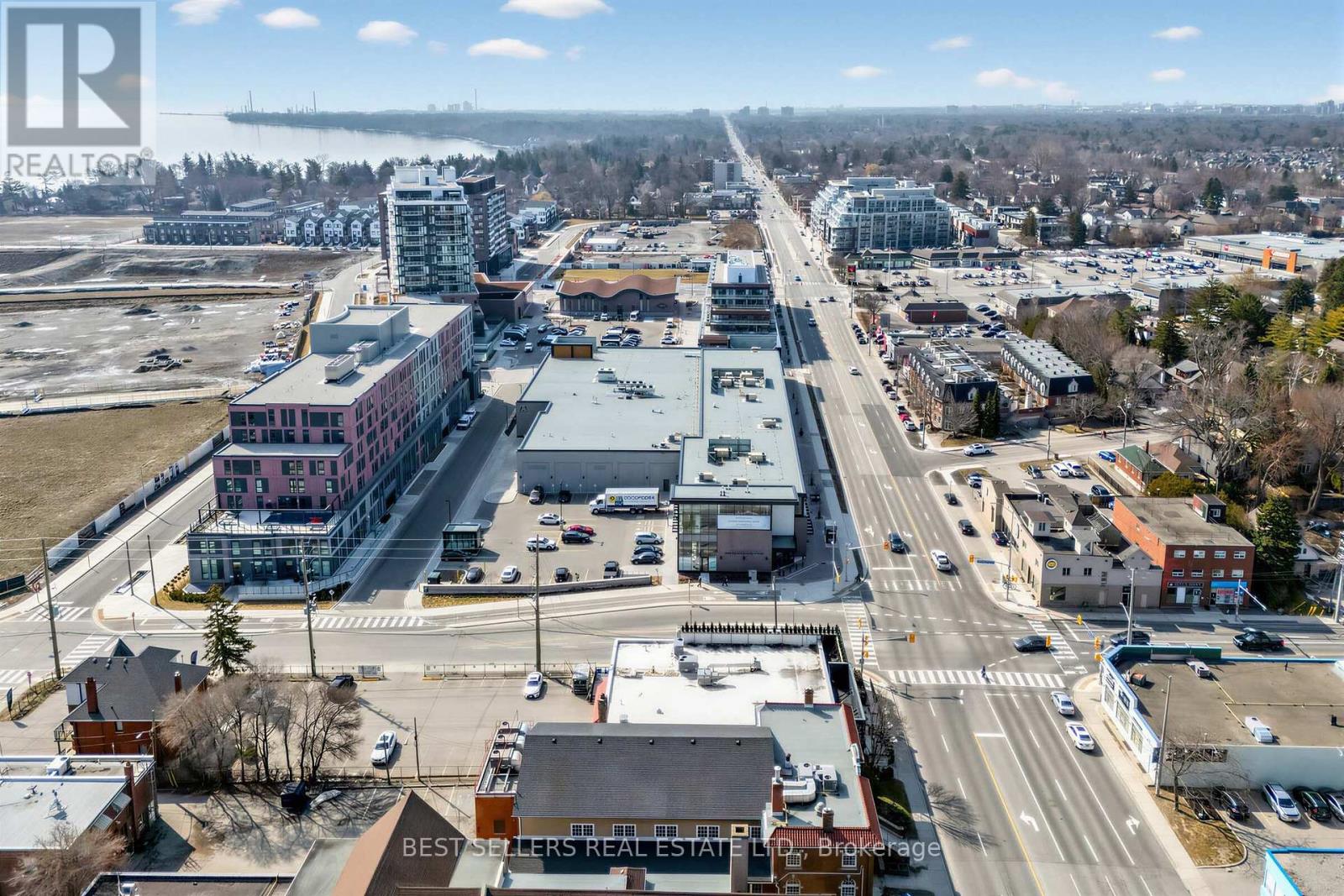 167 Lakeshore Boulevard W, Mississauga (Port Credit), Ontario  L5H 1G3 - Photo 28 - W12897132