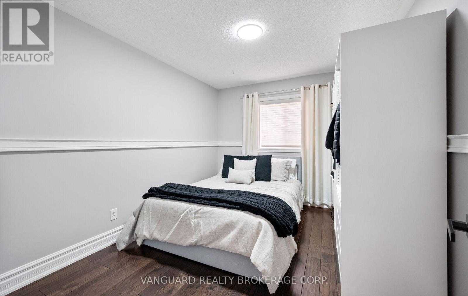 1130 Little Crescent, Milton (Cl Clarke), Ontario  L9T 6T2 - Photo 30 - W12897178