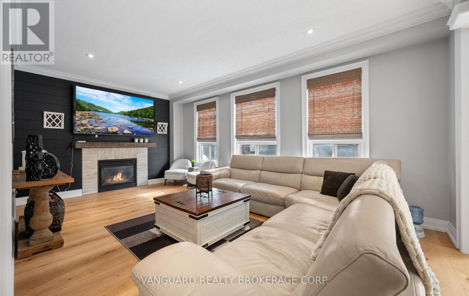 1130 Little Crescent, Milton (Cl Clarke), Ontario  L9T 6T2 - Photo 6 - W12897178