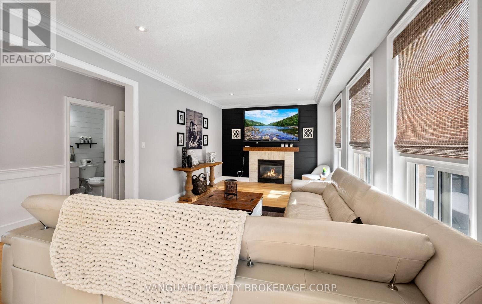 1130 Little Crescent, Milton (Cl Clarke), Ontario  L9T 6T2 - Photo 7 - W12897178