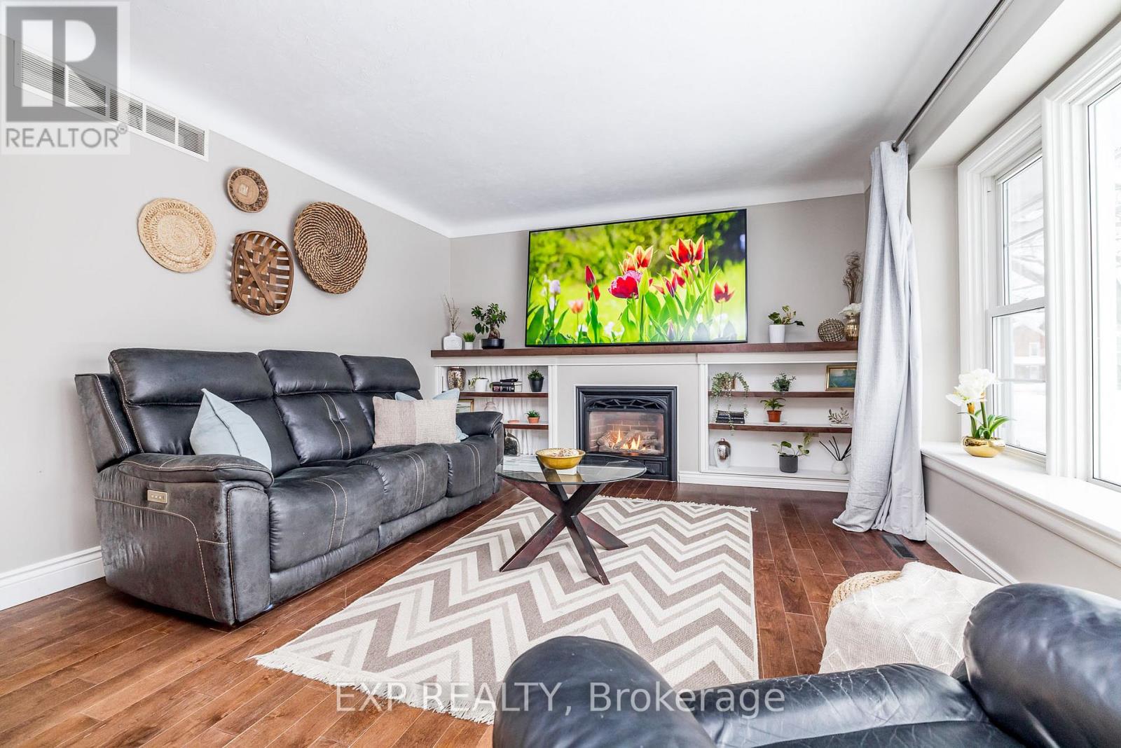 74 Malcolm Street, Mississippi Mills, Ontario  K0A 1A0 - Photo 6 - X12694200