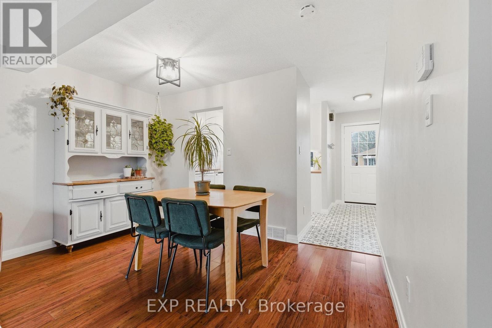 23 Talbot Street, Kitchener, Ontario  N2M 2A8 - Photo 18 - X12897002