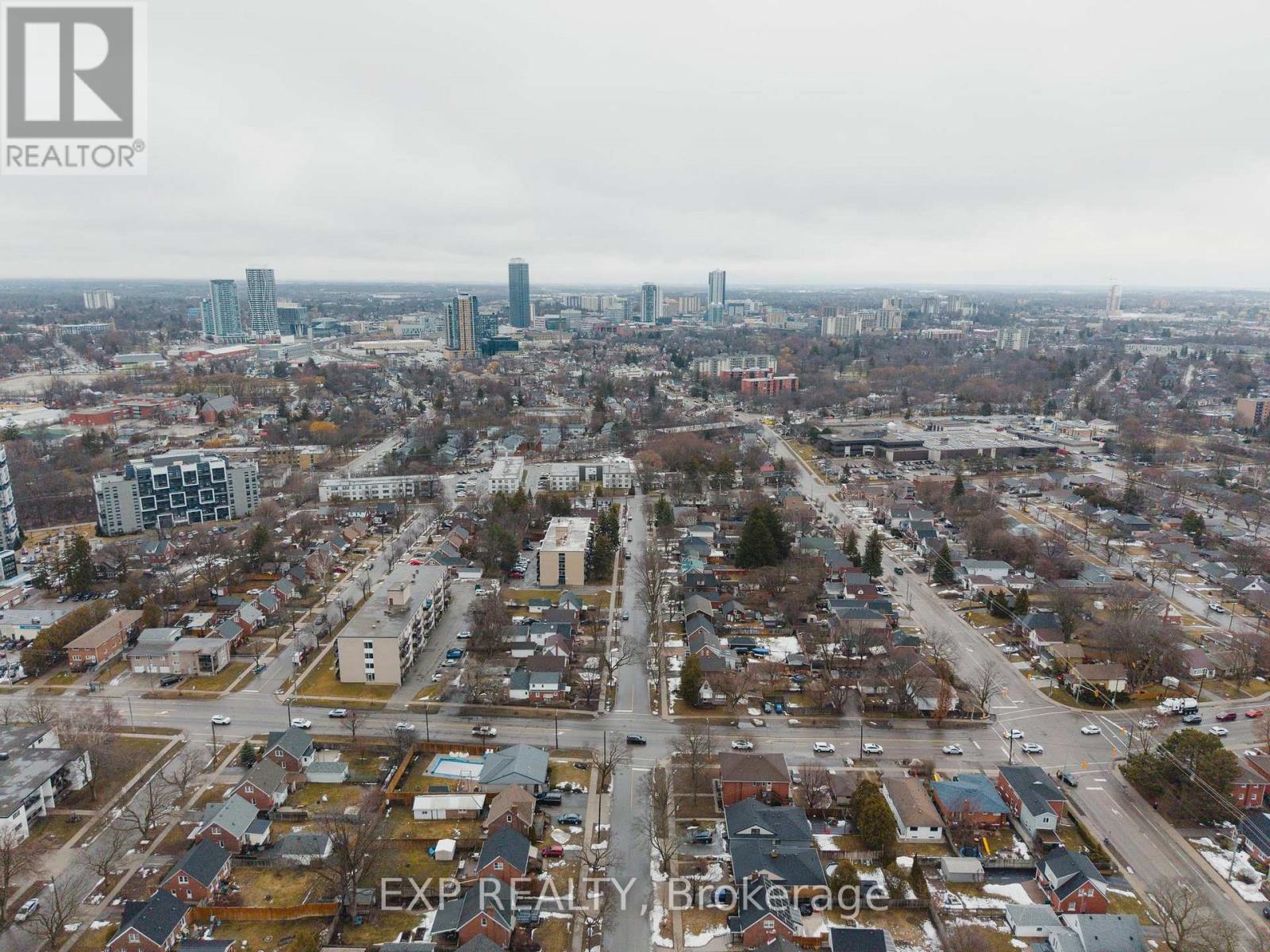 23 Talbot Street, Kitchener, Ontario  N2M 2A8 - Photo 35 - X12897002