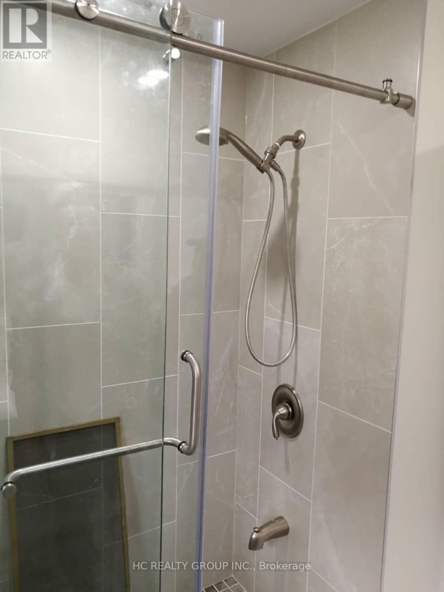 6 Bromleigh Avenue, London North, Ontario  N6G 1T9 - Photo 7 - X12897004