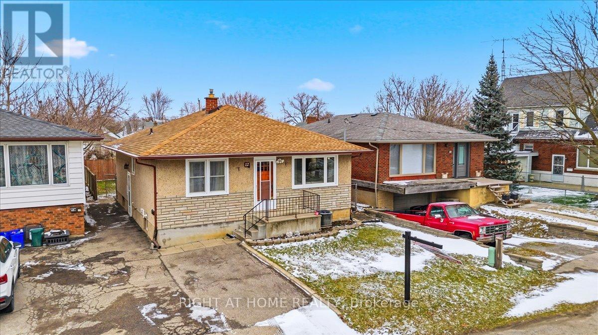 12 VERA STREET, St. Catharines, Ontario